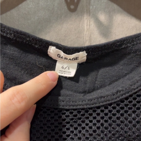 Garage Cropped Tank top - Picture 2 of 4